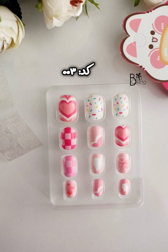 ناخن مصنوعی با چسب دوطرفه