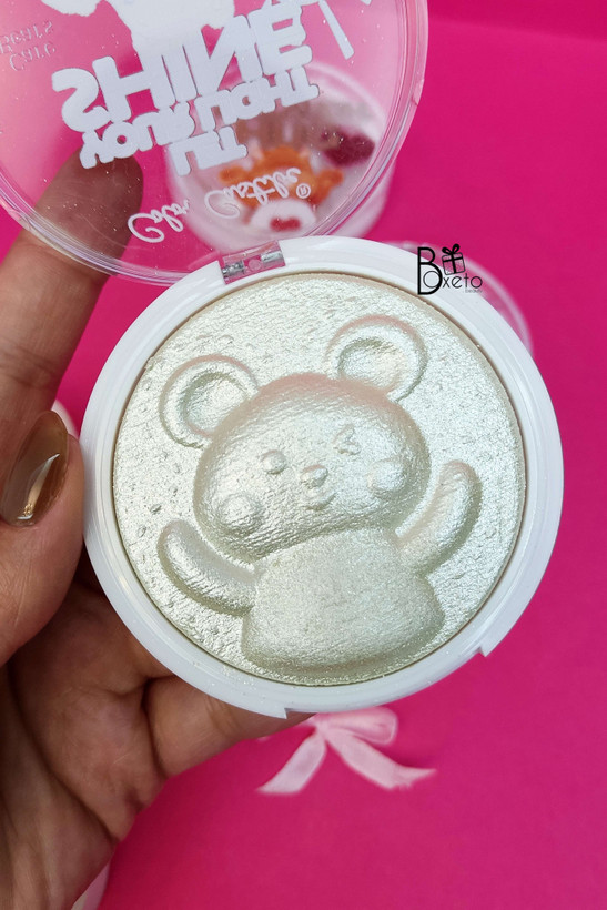 هایلایت طلایی