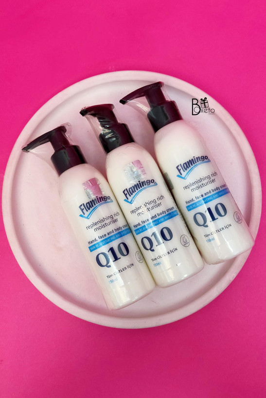 کرم مرطوب کننده و آبرسان فلامینگو