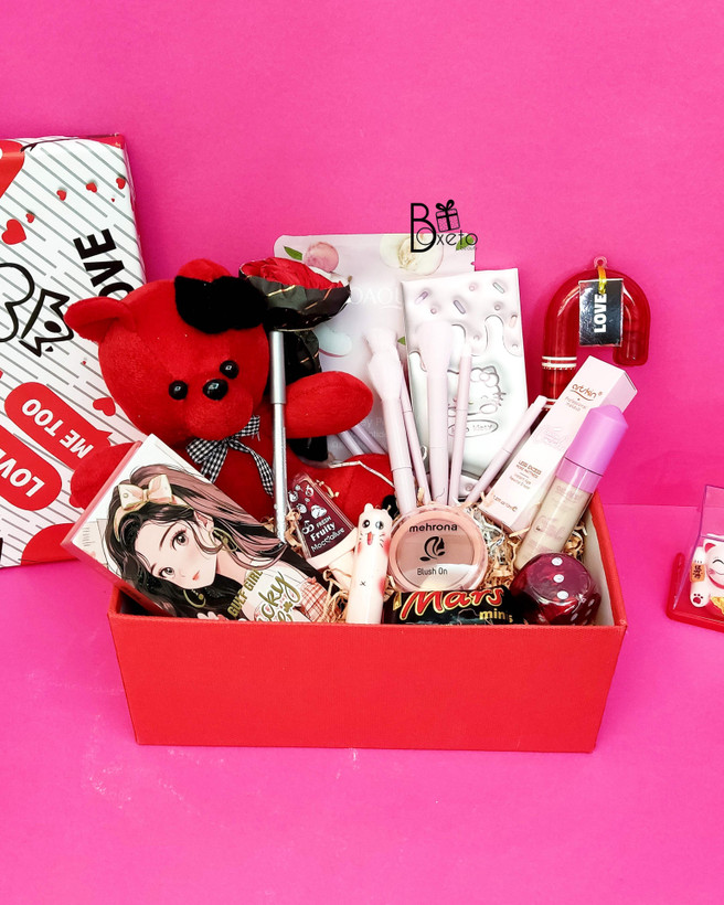 پک هدیه قرمز صورتی