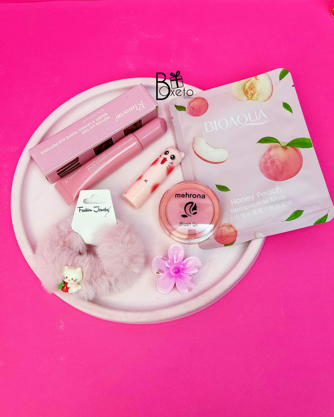 پک هدیه صورتی آرایشی بهداشتی